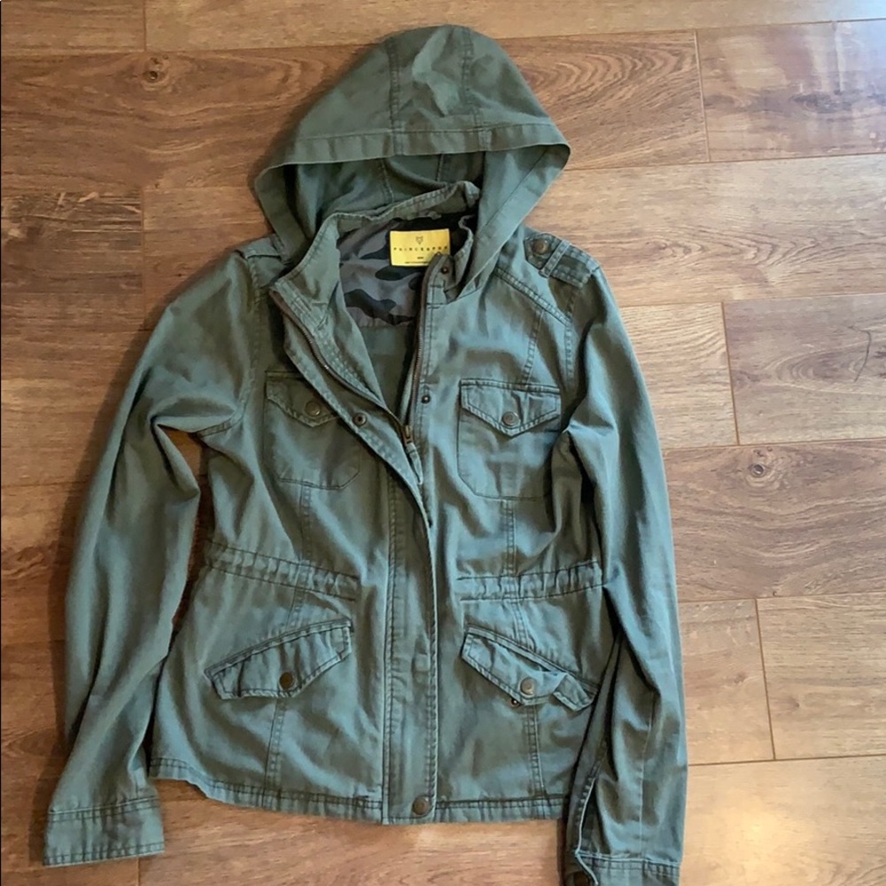 American Eagle light zip up jacket.